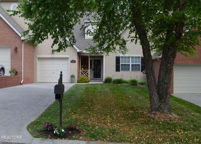 Property at 2714 Knob Creek Ln, Knoxville, TN 37912, 2 beds, 2 baths
