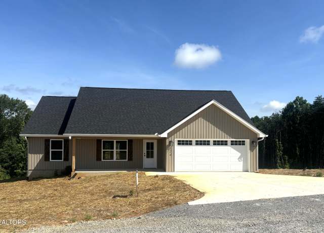 Property at 124 Little Donnie Way, Maryville, TN 37801, 3 beds, 2 baths