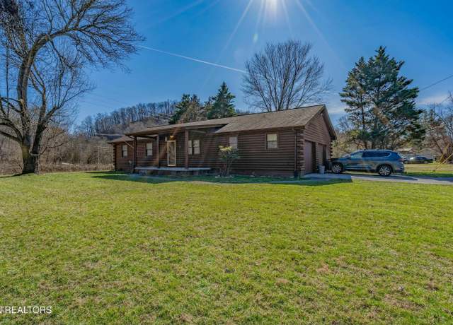 Property at 6901 Maize Dr, Knoxville, TN 37918, 3 beds, 2 baths