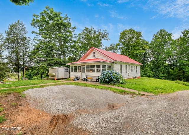Property at 5750 E Lee Hwy, Loudon, TN 37774, 3 beds, 1 bath