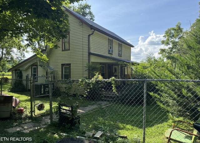 Property at 5640 Brimstone Rd, Robbins, TN 37852, 3 beds, 1 bath