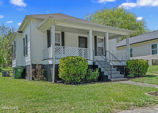 Property at 209 Mcginley St, Maryville, TN 37804, 2 beds, 1 bath