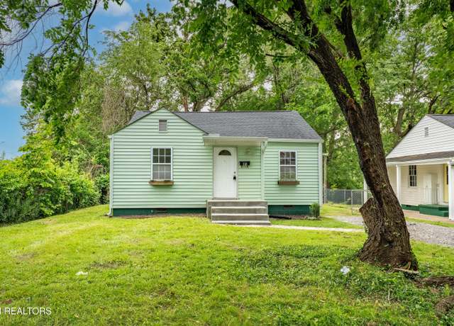 Property at 718 E Emerald Ave, Knoxville, TN 37917, 2 beds, 1 bath