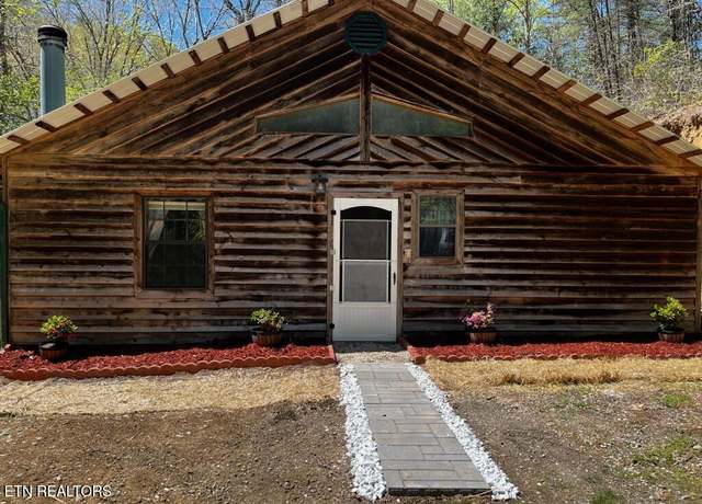 Property at 3634 Wilhite Rd, Sevierville, TN 37876, 3 beds, 2 baths