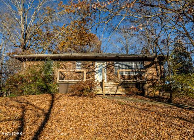 Property at 154 Alfred Mccammon Rd, Maryville, TN 37804, 3 beds, 2 baths