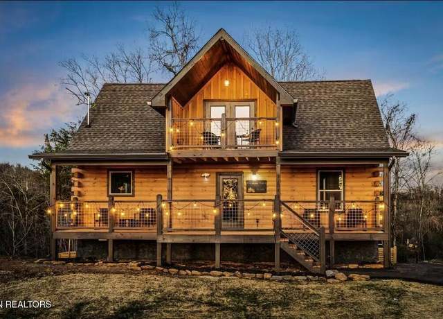 Property at 2108 Eagle Feather Dr, Sevierville, TN 37876, 5 beds, 5 baths