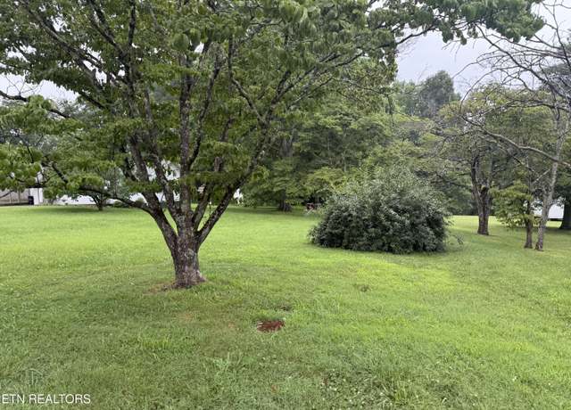 Property at 122 Hill Dr, Harriman, TN 37748