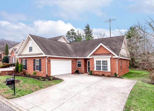 Property at 7109 Winter Oaks Way Way #12, Knoxville, TN 37918, 3 beds, 2 baths
