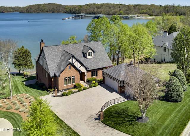 Property at 18128 Lighthouse Pointe Dr, Lenoir City, TN 37772, 5 beds, 4 baths