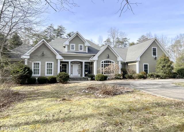 Property at 1484 E Deer Creek Dr, Crossville, TN 38571, 4 beds, 3 baths
