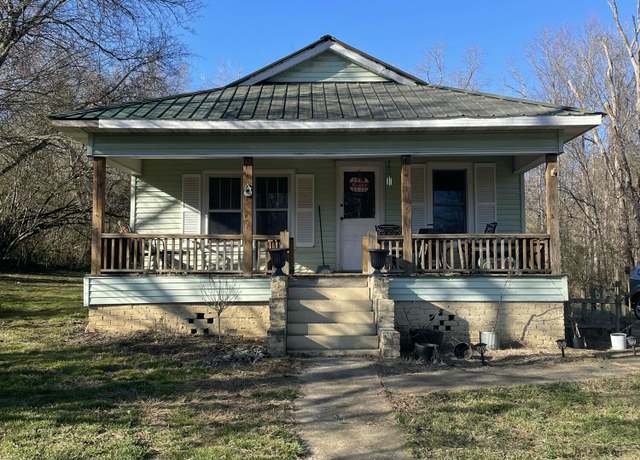 Property at 308 Wilson Station Rd, Madisonville, TN 37354, 2 beds, 1.5 baths