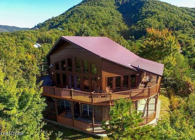 Property at 3219 Grouse Ridge Ln, Sevierville, TN 37862, 4 beds, 6 baths