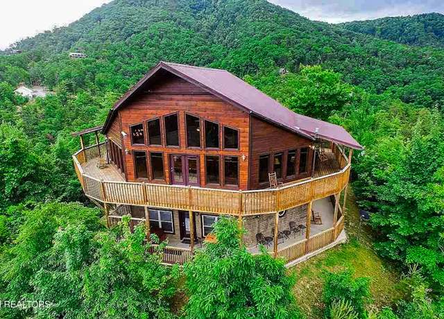 Property at 3219 Grouse Ridge Ln, Sevierville, TN 37862, 4 beds, 6 baths
