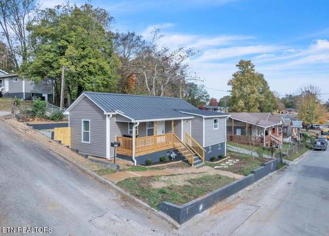 Property at 208 Collins St, Loudon, TN 37774