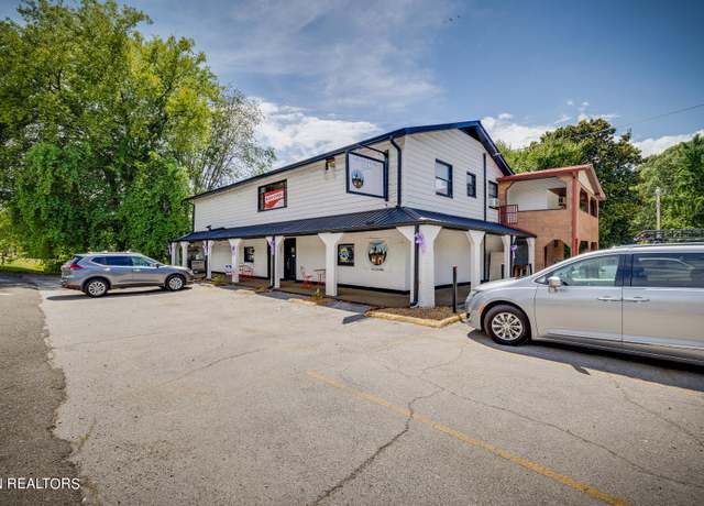 Property at 705 W Race St, Kingston, TN 37763