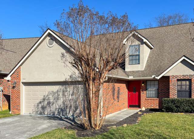 Property at 542 Farragut Commons Dr, Knoxville, TN 37934, 3 beds, 2.5 baths