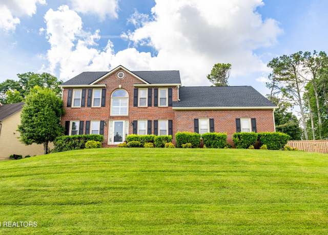 Property at 10109 Delle Meade Dr, Knoxville, TN 37931, 4 beds, 3 baths