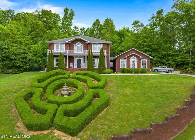 Property at 512 Shea Ct, Morristown, TN 37814, 3 beds, 2.5 baths