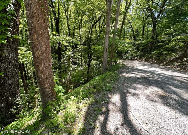 Property at 2604 Sunset Rd, Sevierville, TN 37862