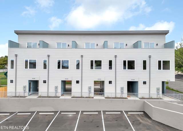Property at 113 E Oldham #102, Knoxville, TN 37917, 1 bed, 1.5 baths