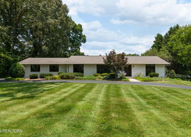 Property at 5413 Riverbend Dr, Knoxville, TN 37919, 3 beds, 2.5 baths