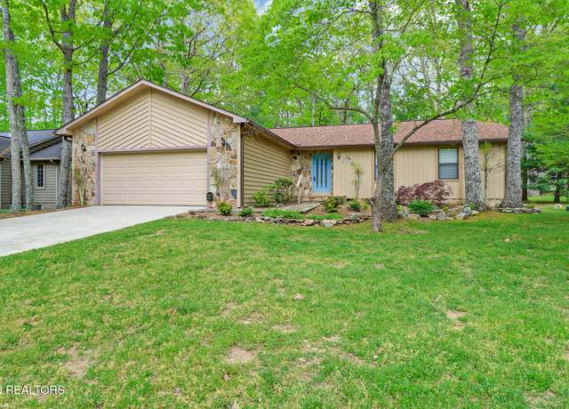 Property at 110 Trafalgar Dr, Fairfield Glade, TN 38558, 3 beds, 2 baths
