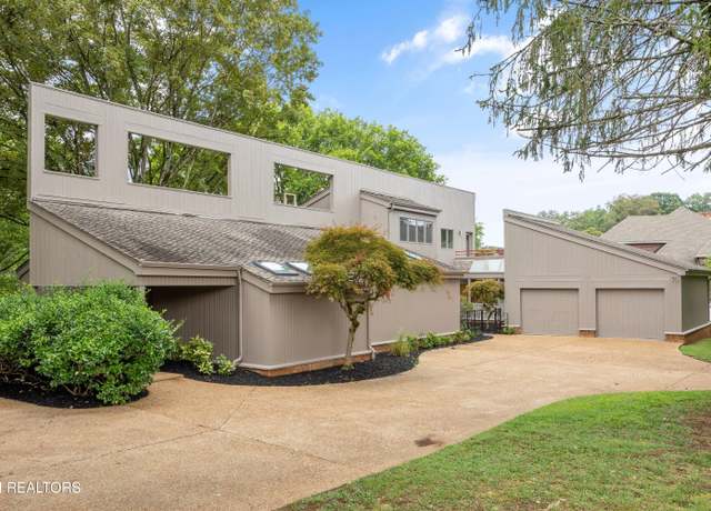 Property at 12035 S Fox Den Dr, Knoxville, TN 37934, 4 beds, 3.5 baths