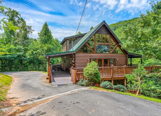 Property at 1615 Mountain Dreams Way, Sevierville, TN 37862, 2 beds, 2 baths