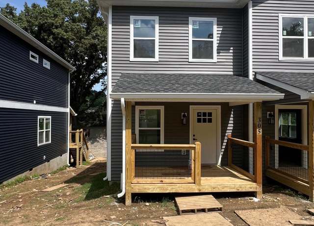 Property at 305 E Woodland Ave, Knoxville, TN 37917, 2 beds, 2.5 baths