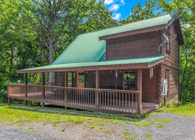 Property at 4224 Chamberlain Ln, Sevierville, TN 37862, 2 beds, 2 baths