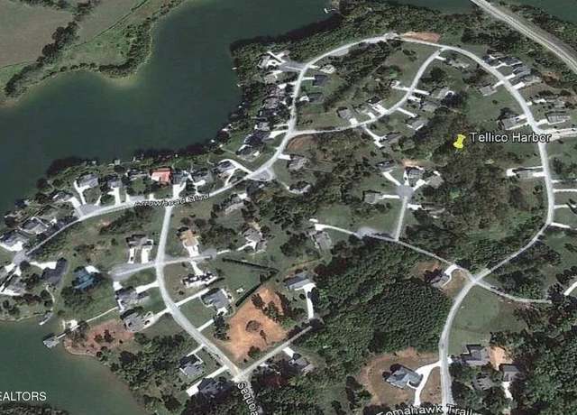 Property at 325 Cherokee Cir, Madisonville, TN 37354