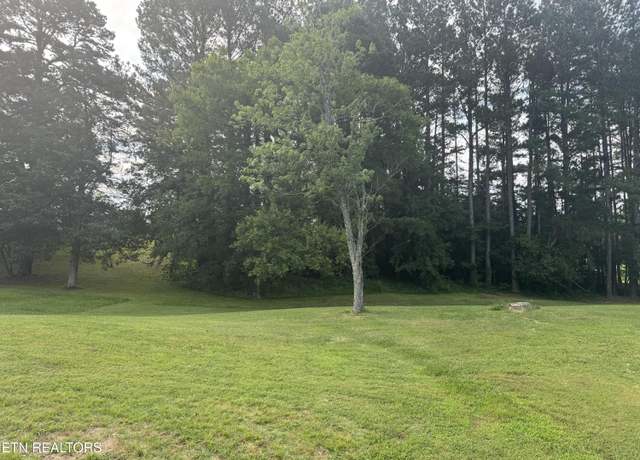 Property at 123 Jerry Cardin Ln, Friendsville, TN 37737, 2 beds, 1.5 baths