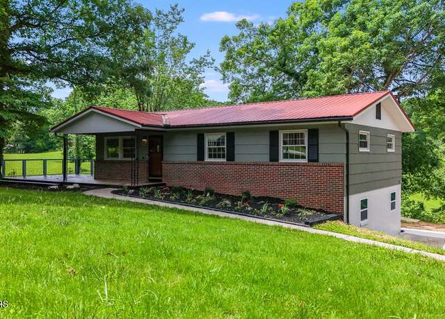 Property at 110 Courtland Ln, Clinton, TN 37716, 4 beds, 3 baths