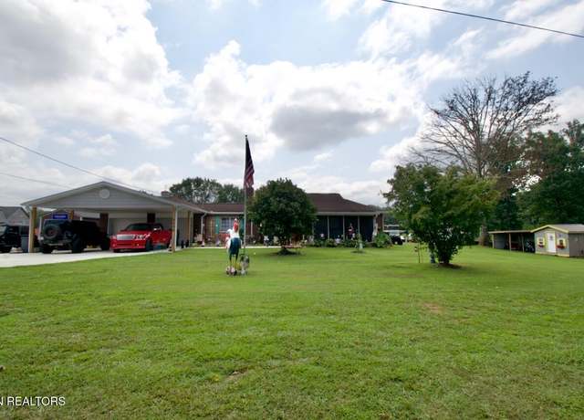 Property at 4236 Morganton Rd, Maryville, TN 37801, 3 beds, 1.5 baths