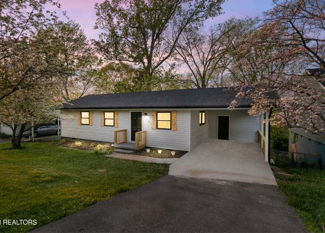 Property at 2247 W Gilbert Ln, Knoxville, TN 37920, 4 beds, 2 baths