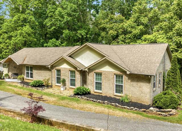 Property at 150 Briarcliff Rd, Sweetwater, TN 37874, 5 beds, 3.5 baths