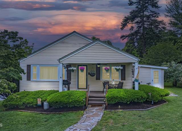 Property at 229 Pierce Hill St, Spring City, TN 37381, 3 beds, 1 bath