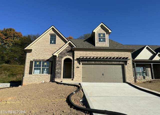 Property at 3012 Sycamore Creek Ln, Knoxville, TN 37931, 4 beds, 3.5 baths