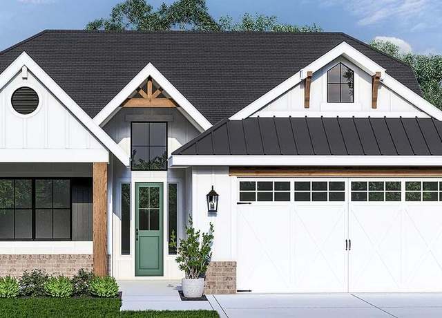 Property at 101 Wigner St, Oak Ridge, TN 37830, 5 beds, 3.5 baths