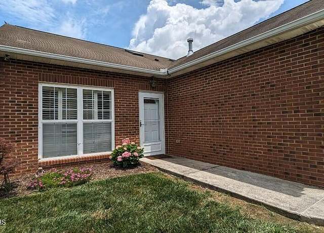 Property at 7823 Ellisville Ln, Knoxville, TN 37909, 2 beds, 2 baths