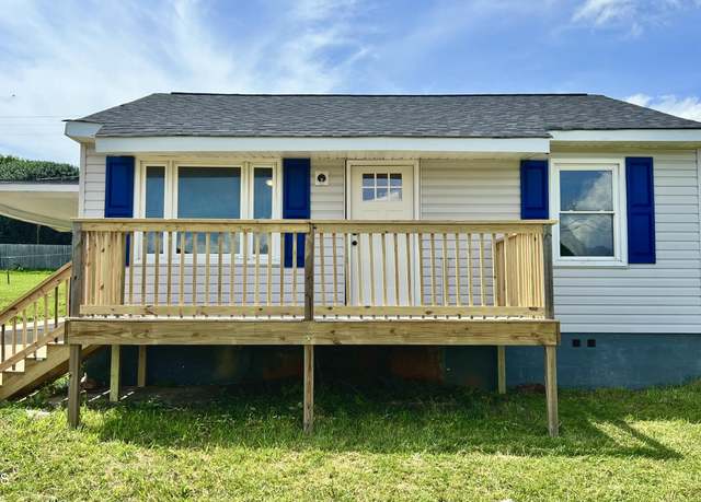 Property at 406 S Congress Pkwy, Athens, TN 37303, 2 beds, 1 bath