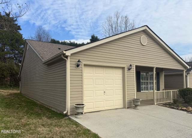 Property at 1122 Firethorne Way #2, Knoxville, TN 37923, 3 beds, 2 baths