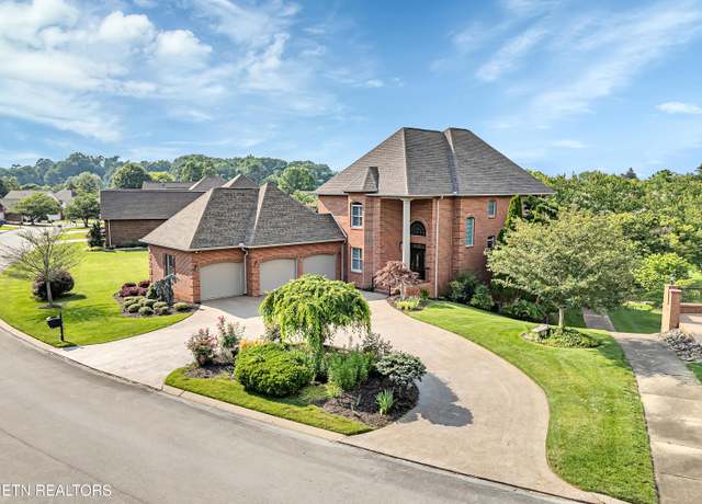 Property at 236 Savannah Park Dr, Maryville, TN 37803, 5 beds, 4.5 baths