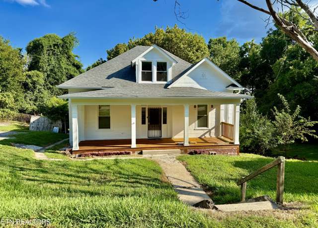 Property at 336 Hiawassee Ave, Knoxville, TN 37917, 3 beds, 1 bath