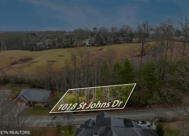 Property at 1018 Saint Johns Dr, Maryville, TN 37801