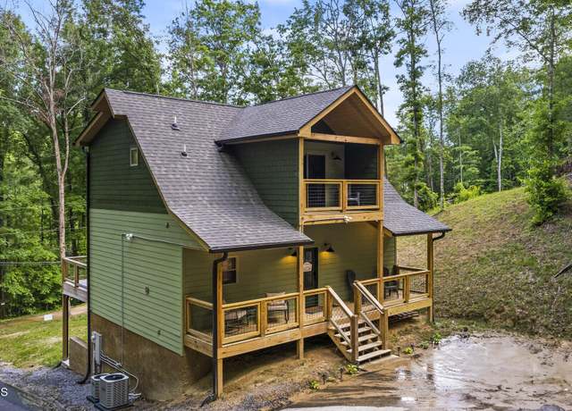 Property at 2169 Newt Huff Ln, Sevierville, TN 37862, 3 beds, 3 baths
