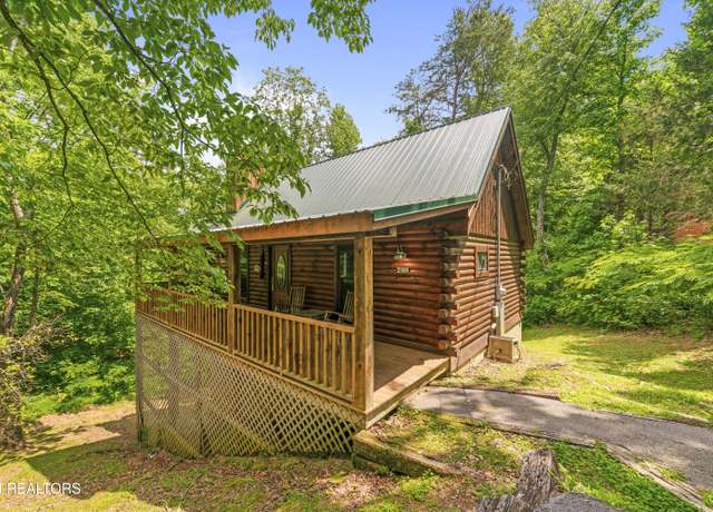 Property at 2389 Misty Ln, Sevierville, TN 37876, 1 bed, 1 bath