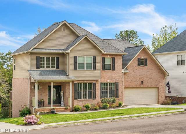 Property at 4424 Platinum Dr, Knoxville, TN 37938, 5 beds, 4 baths