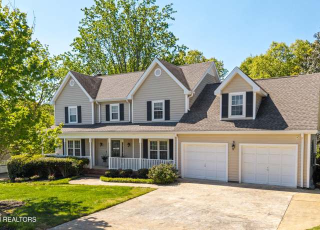 Property at 2227 Bay Pointe Dr, Hixson, TN 37343, 5 beds, 3 baths