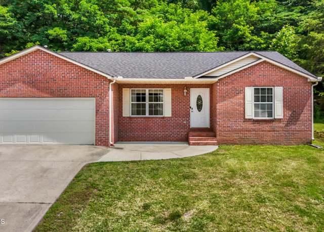 Property at 1888 Explorer Ln, Knoxville, TN 37912, 3 beds, 2 baths